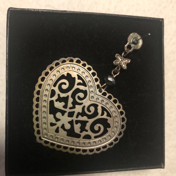 Filigree Earrings - Picture 2 of 4